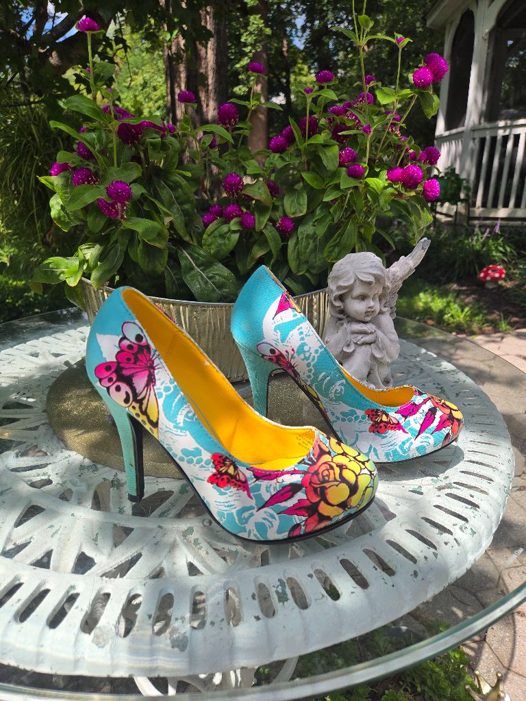 Ed Hardy Tattoo Print Canvas Pumps Heels Turquoise Blue Y2k Vintage New Size 6 — image 2 of 8